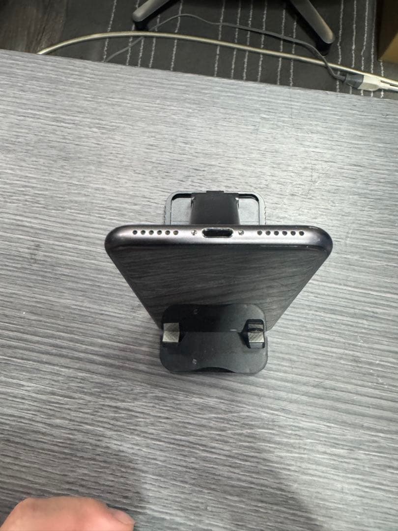 ③Apple iPhone 8スペースグレー 本体64GB SIMフリー1-10