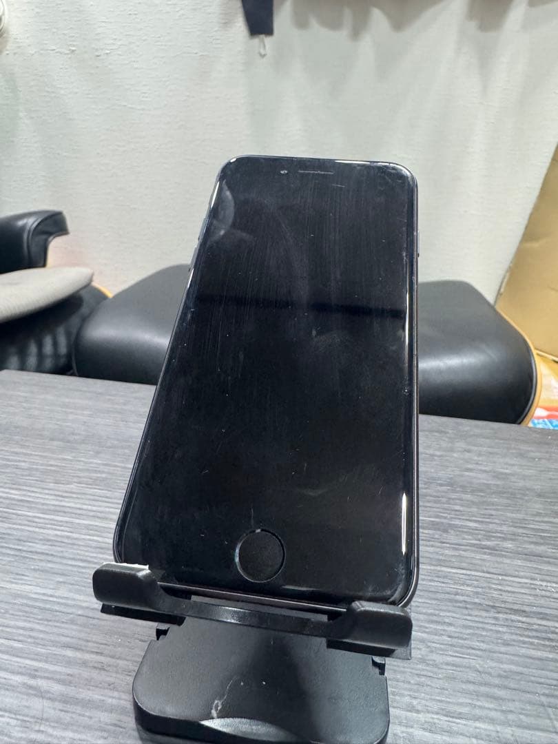 ③Apple iPhone 8スペースグレー 本体64GB SIMフリー1-10