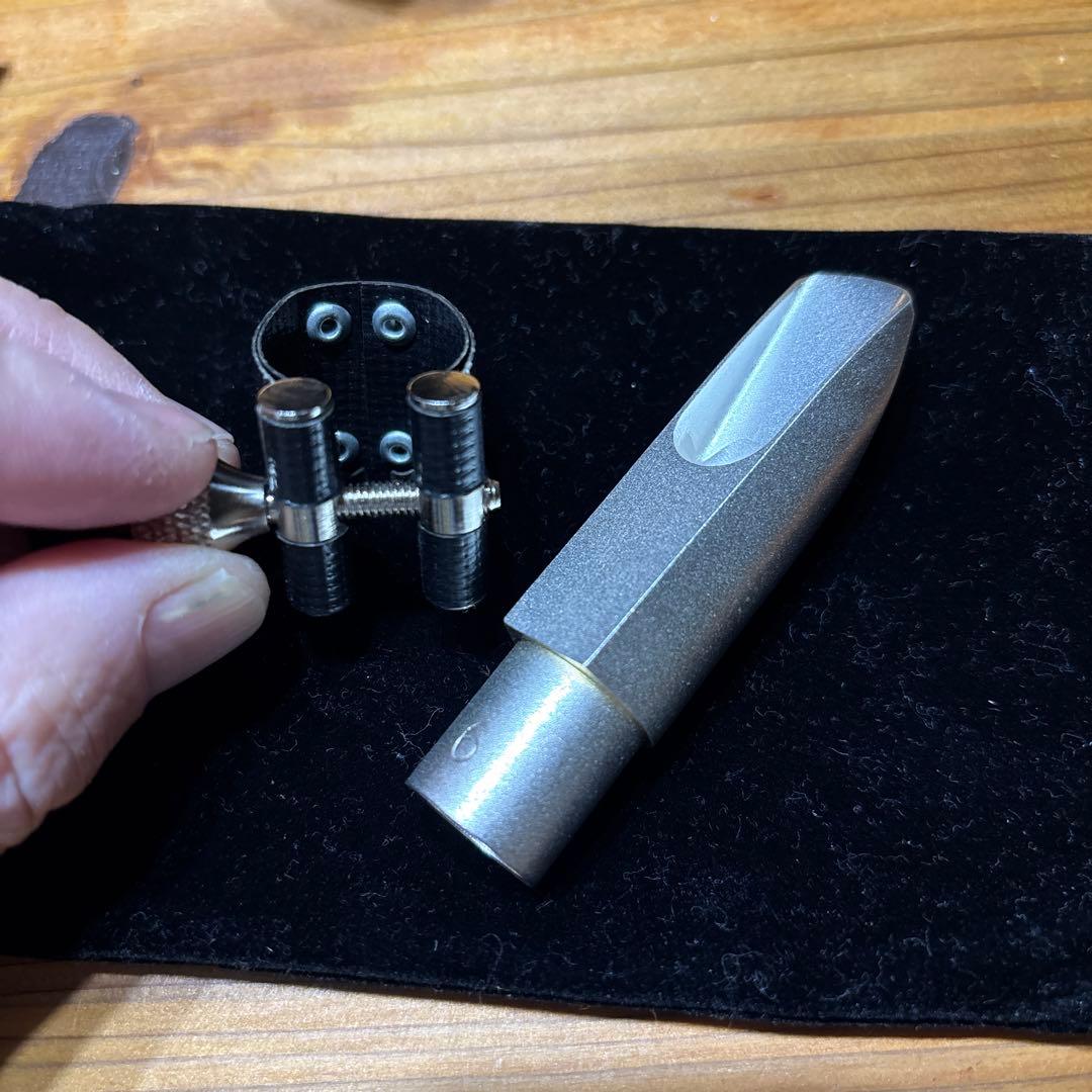 【美品】ソプラノサックス メタルマウスピース サイズ6