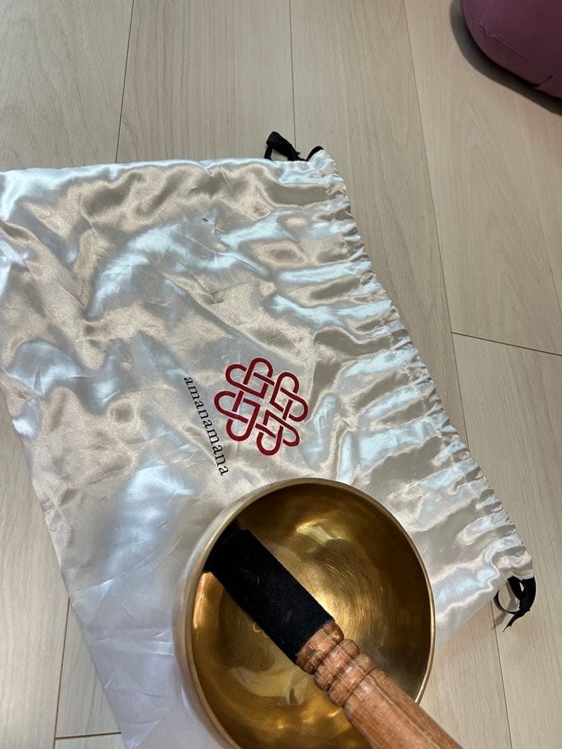 ヨガ用シンギングボウル