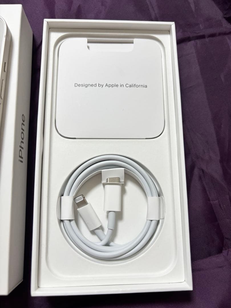 iPhone 13 スターライト 128GB バッテリー85%