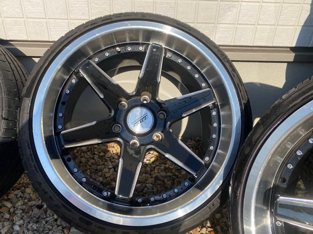 ※新年セール　ハイエース　19インチ　VALOR DCR①