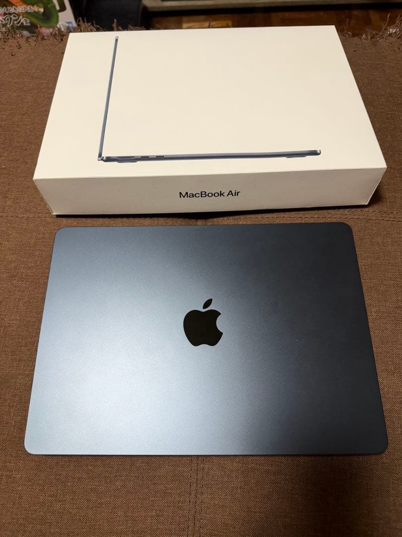 MacBook Air M3チップ 8GB 512GB