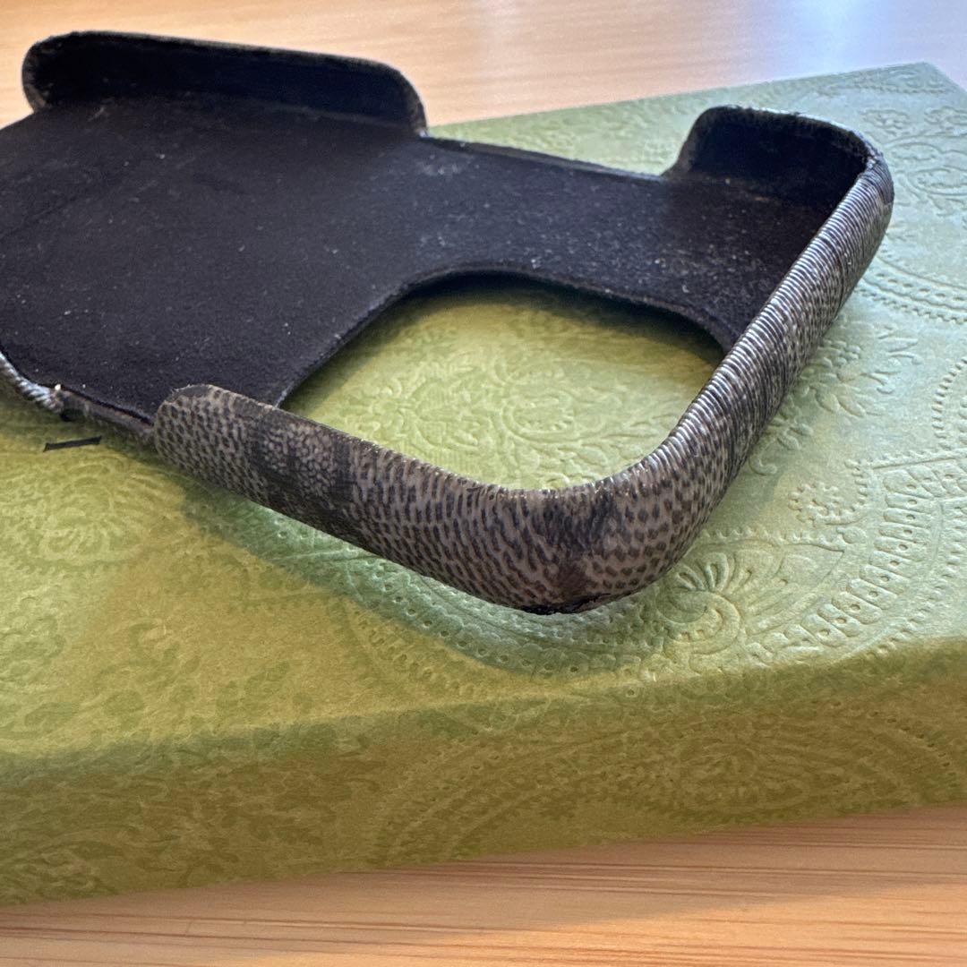 GUCCI iPhone15pro用ケース ダークグレー