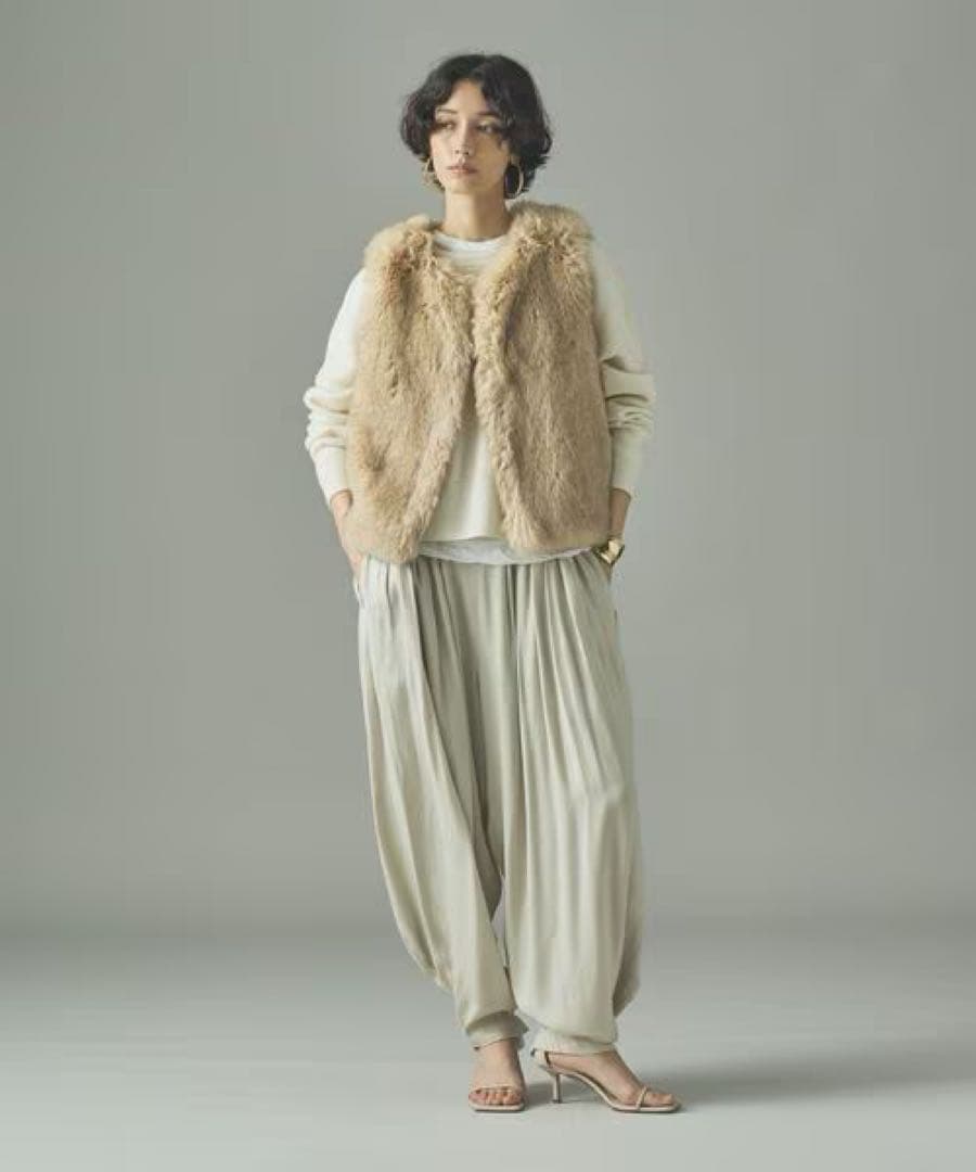 カレンソロジー　ショートファーベスト