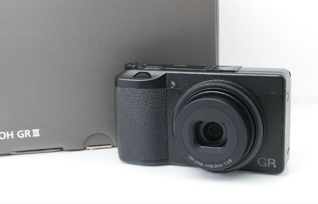 【美品】中古品　RICOH GR Ⅲ コンパクトデジタルカメラ