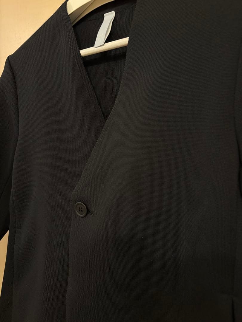 CFCL ノーカラージャケット