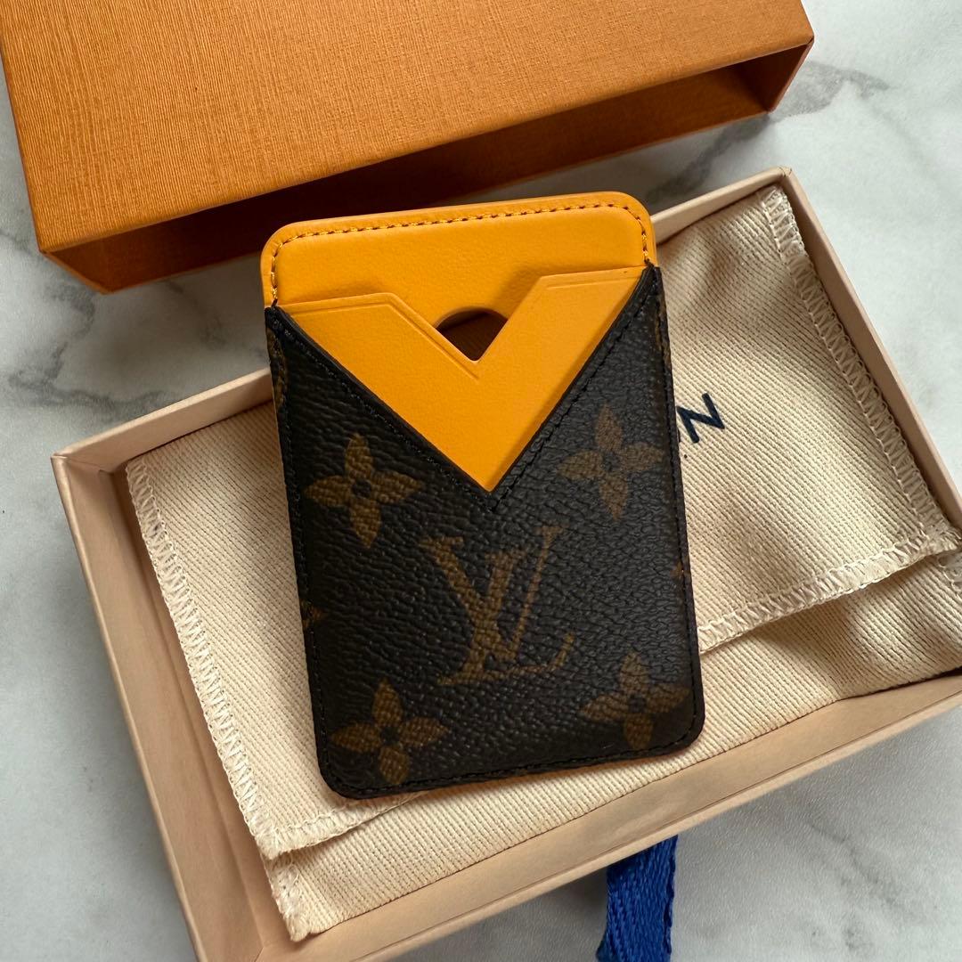 【値下げ中】Louis Vuitton モノグラム　ポルトカルトマグネット