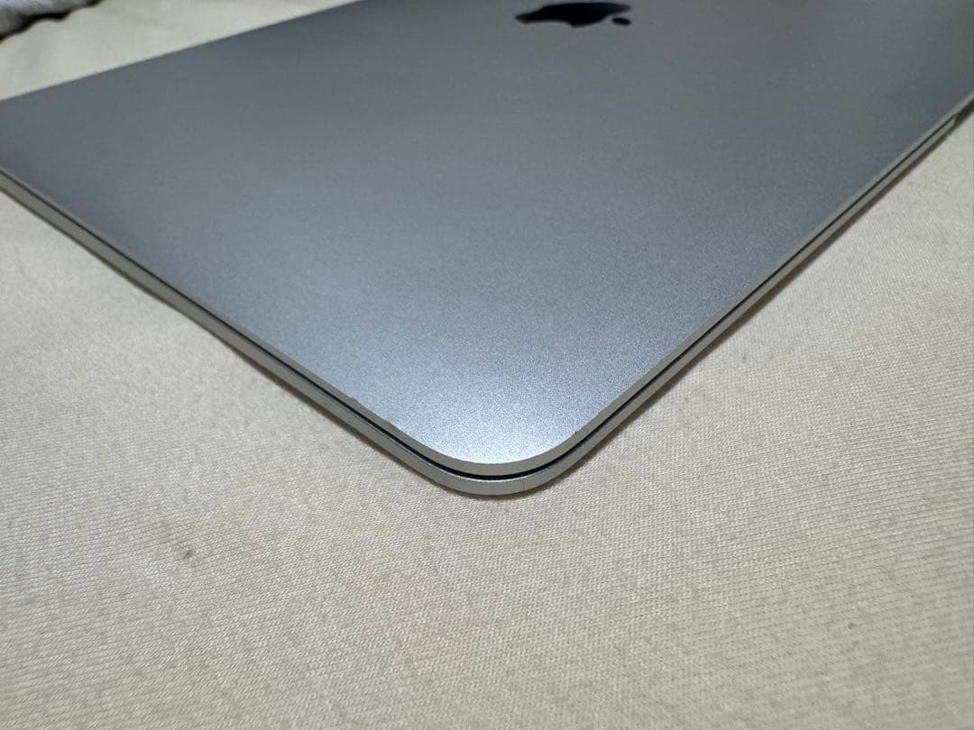 Apple macbook Air M1 8GB 256GB シルバー