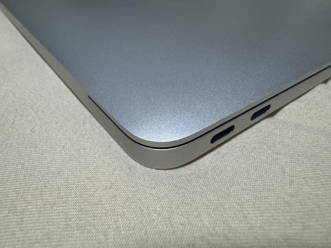 Apple macbook Air M1 8GB 256GB シルバー
