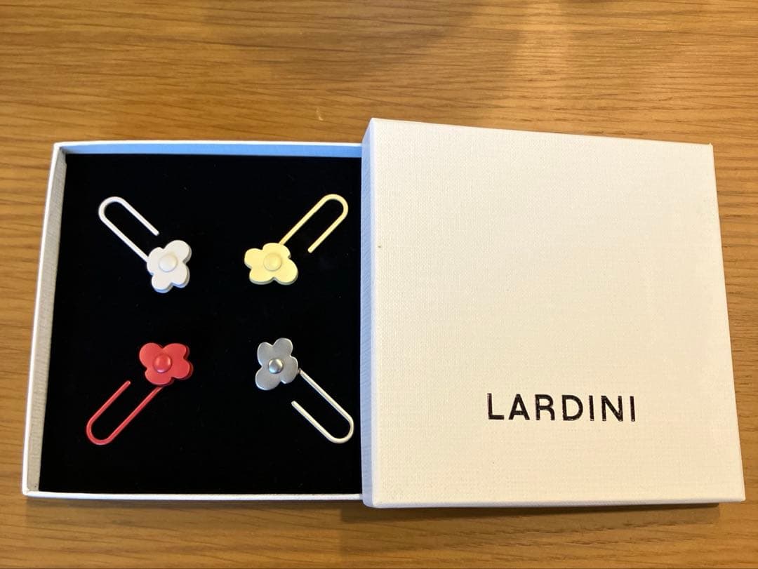 LARDINI ラルディーニ メンズ ブートニエール ラペルピン アソート