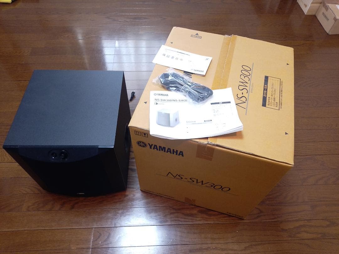 送料無料　YAMAHA ヤマハ NS-SW300