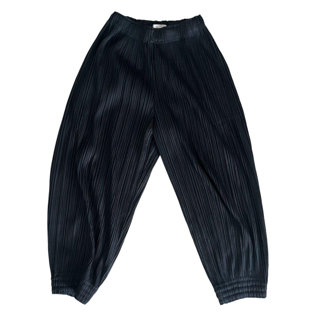 イッセイミヤケ issey miyake pleats please