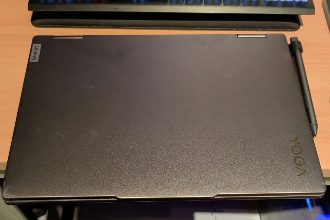 Lenovo Yoga 7 2-in-1 AMD Ryzen 7 ノートPC