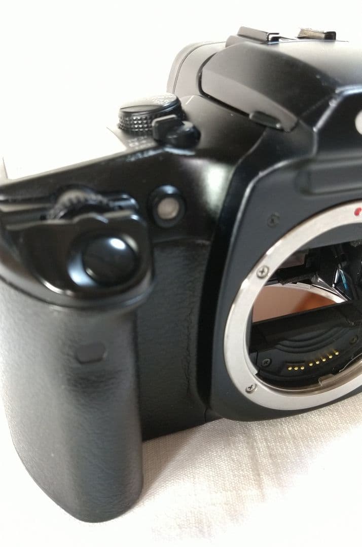 【完動品！】キヤノン EOS７ フイルム 一眼レフカメラ 2000年10月発売！