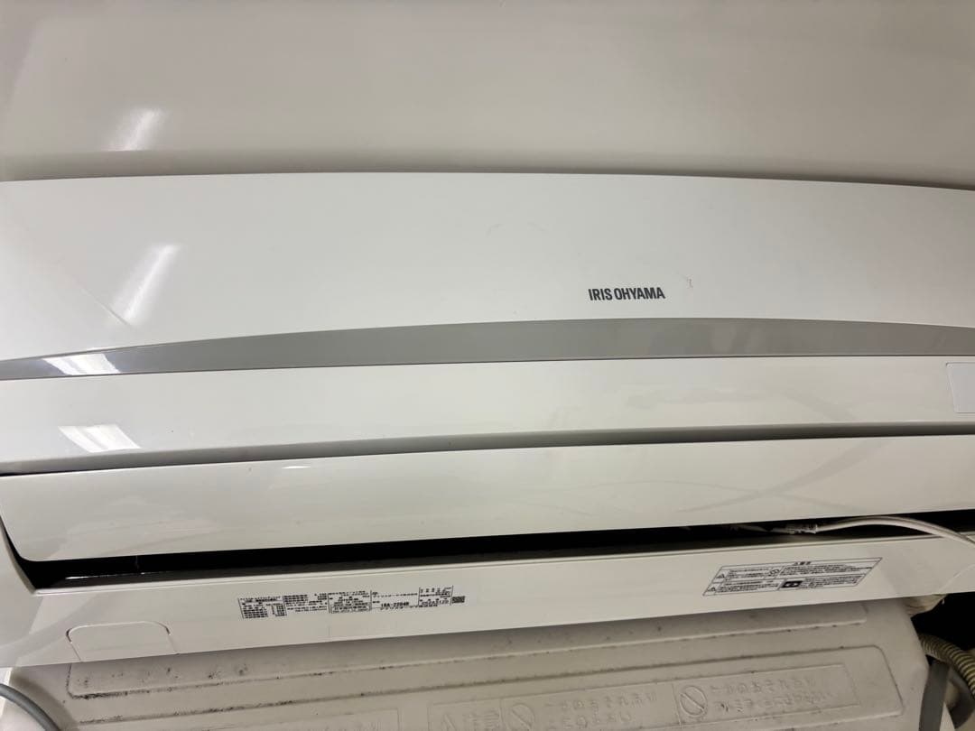 【割引中】【送料込可】アイリスオーヤマ　エアコン IRA-2204R 本体