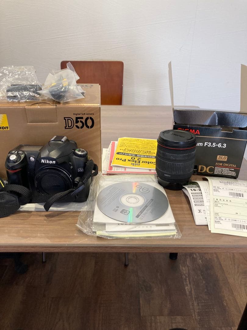 Nikon D50 一眼レフカメラ　SIGMA 18-200mmレンズセット