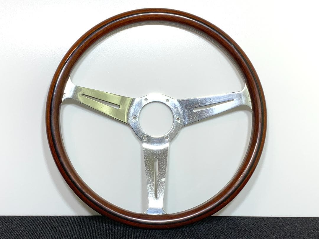 ナルディ NARDI クラシック 36.5パイ ウッドステアリング 1981年製
