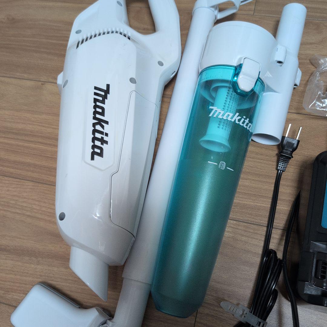 マキタ　コードレス充電式　クリーナー　掃除機　CL107FD