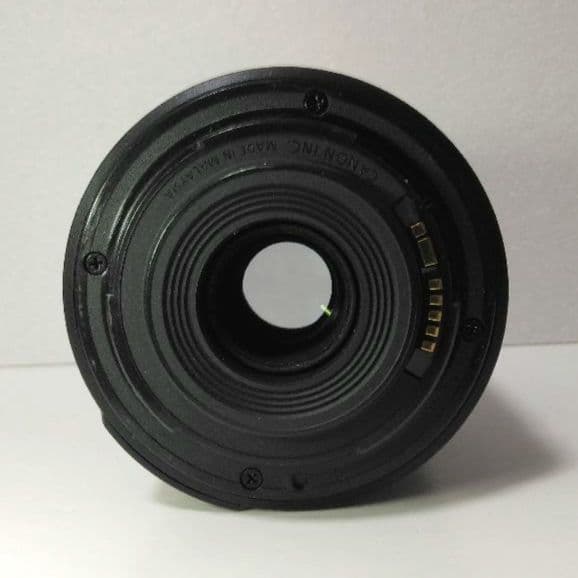 キヤノンの望遠ズームレンズ「EF-S55-250mm F4-5.6 IS II」