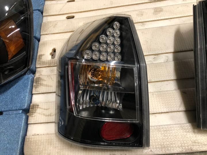 ダッヂ　ダッジ　マグナム　社外品　ヘッドライト　テールランプ