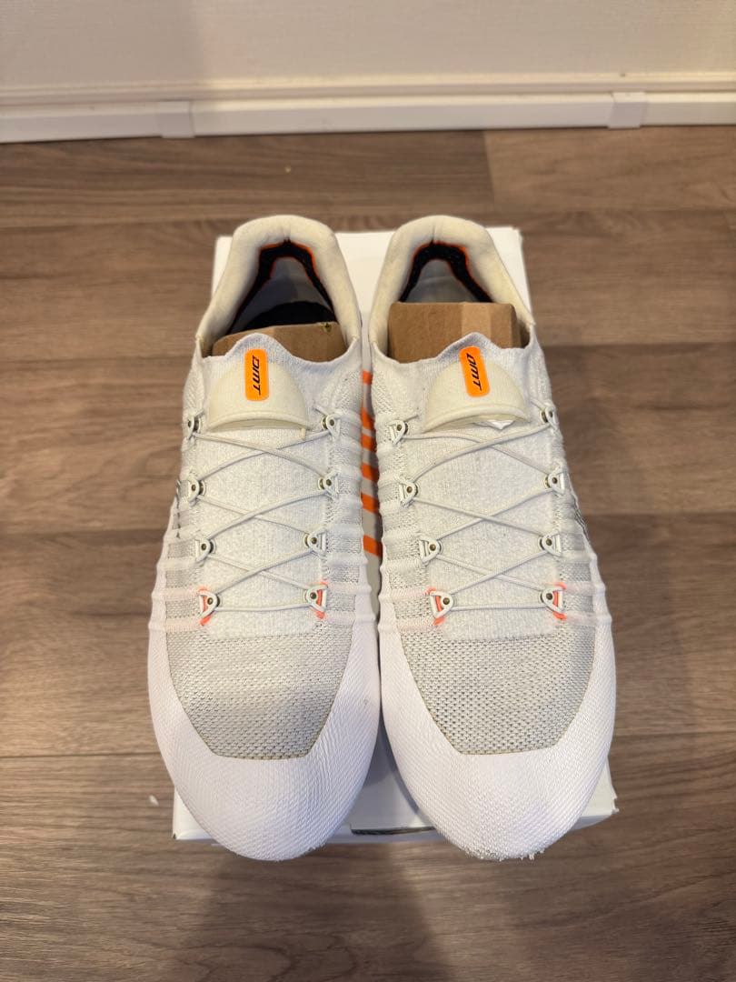 DMT (ディーエムティー） POGIS ホワイト 42サイズ(26.8)