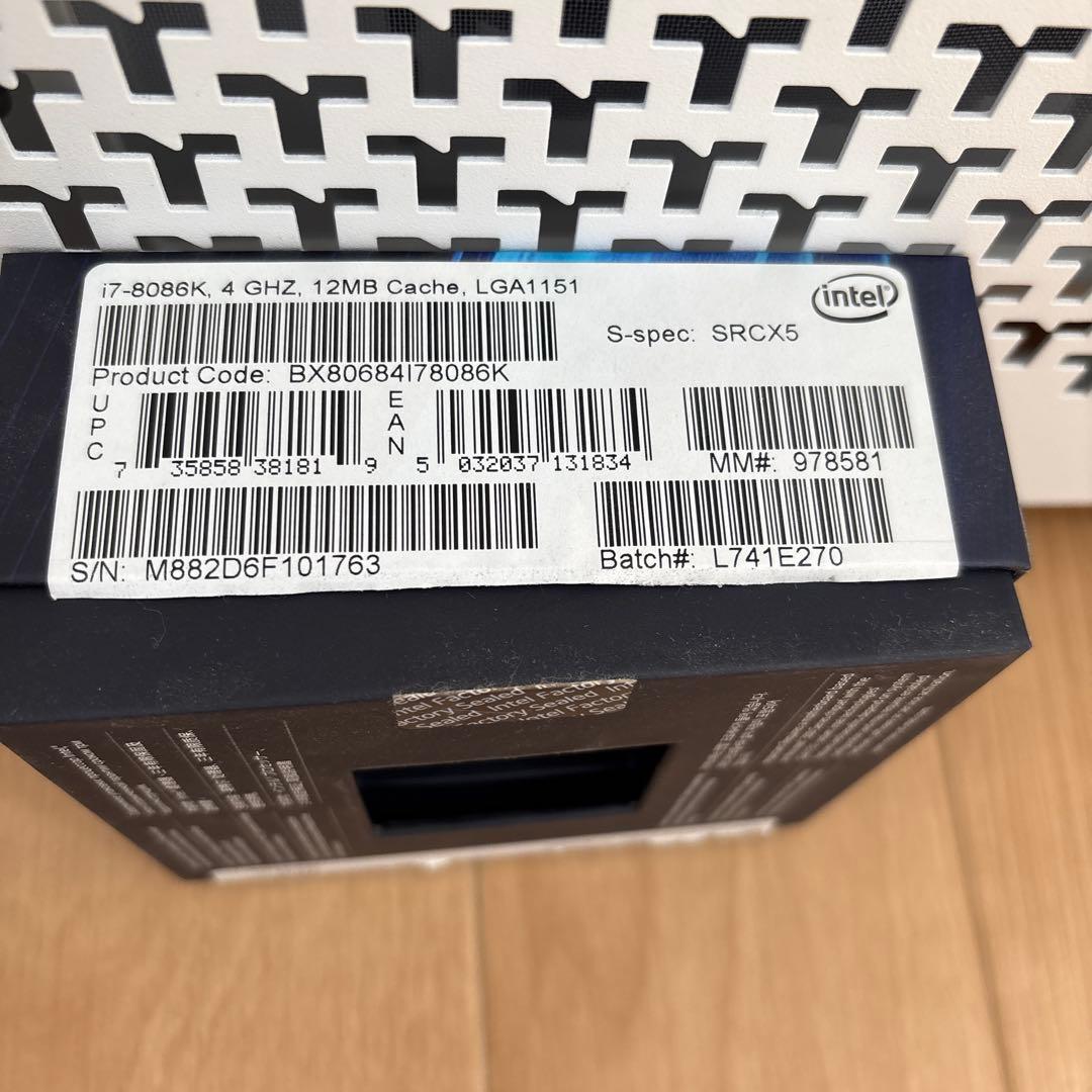 Intel Core i7-8086K 4GHz 40周年限定版