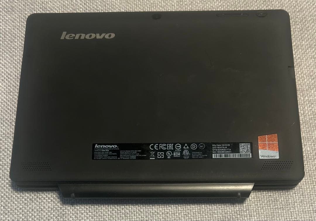 Windowsノート本体 Lenovo 2in1 IdeaPad Miix300-10IBY