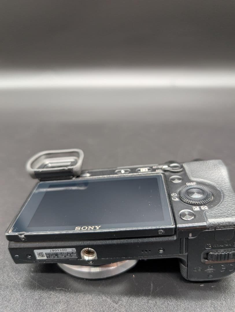 【現状品】SONY NEX-7 ミラーレスカメラ　本体のみ