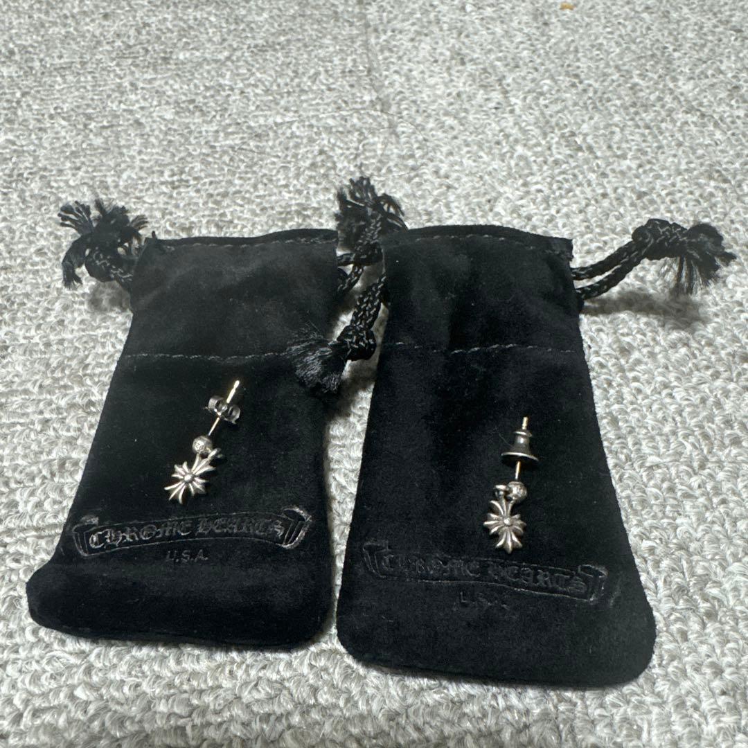 クロムハーツタイニーE CHプラス　ドロップイヤリングピアス