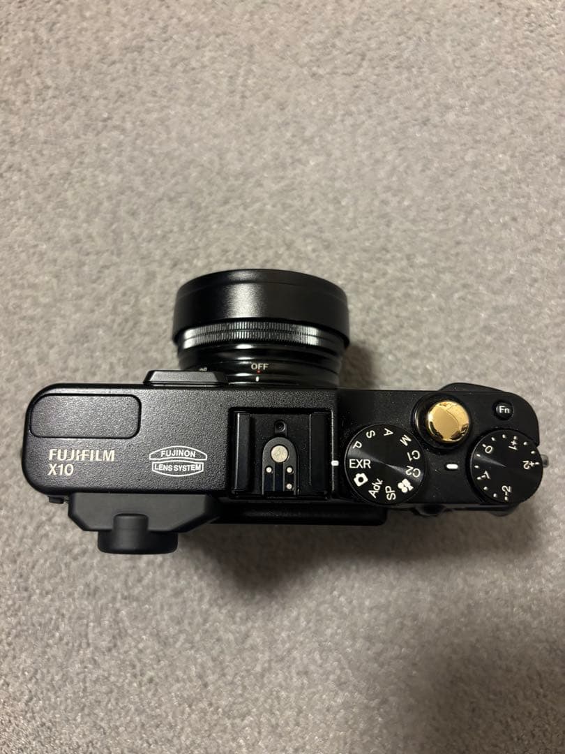 FUJIFILM X10 コンパクトデジタルカメラ
