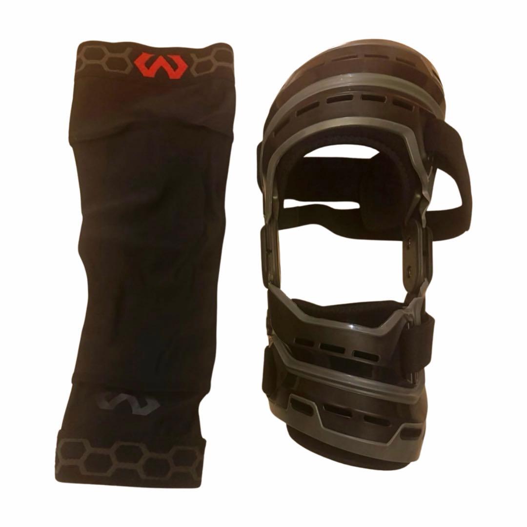 マクダビッド (McDavid) M4200左膝サポーターMサイズ