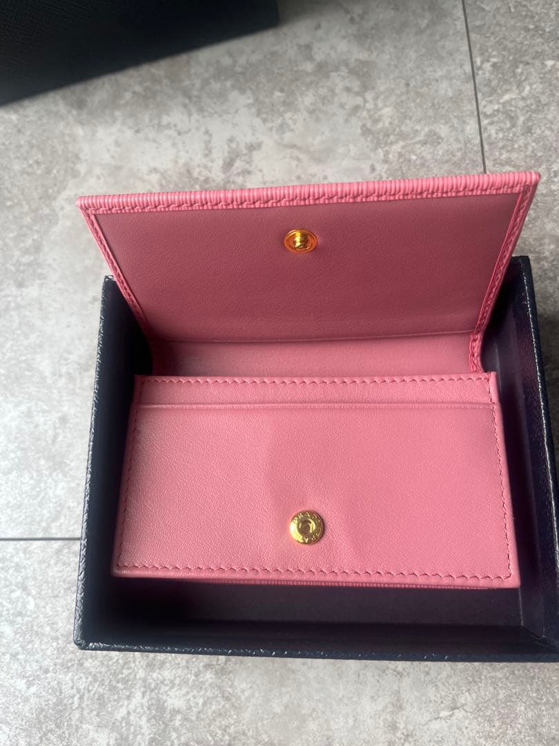 【美品】PRADA/プラダ/名刺入れ/ピンク/レディース/サフィアーノ