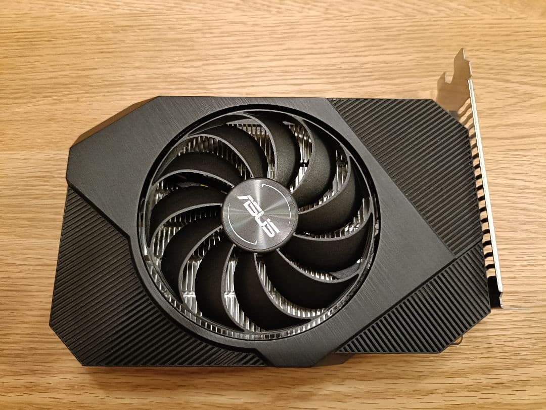 グラフィックボード・グラボ・ビデオカード NVIDIA GeForce GTX 1650 4GB