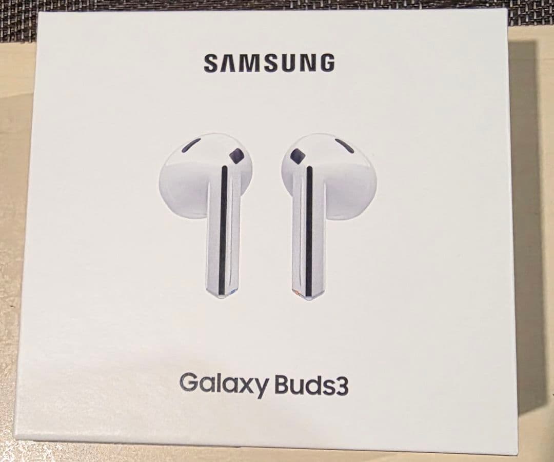 ★新品同様★【正規品】Galaxy Buds3 (SM-R530NZWAXJP)