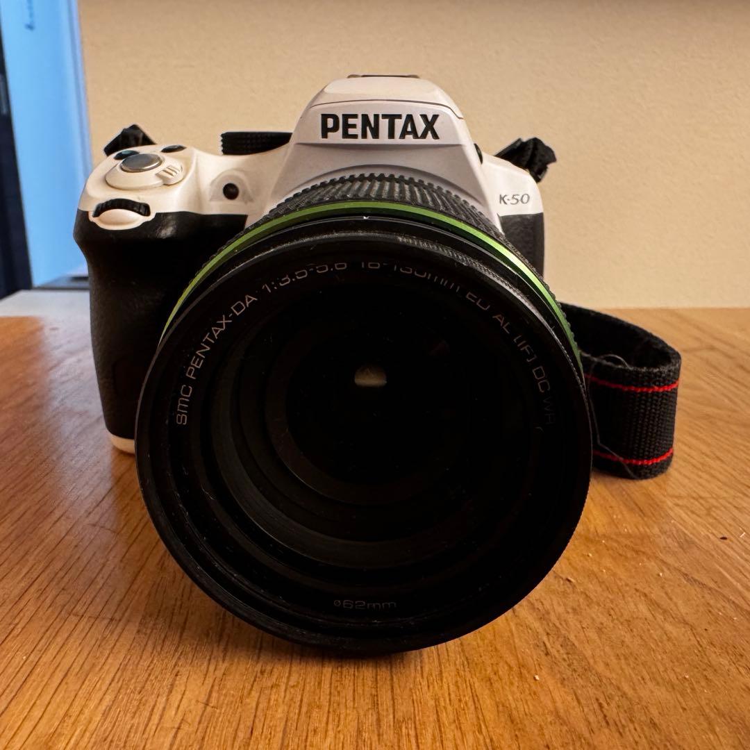 PENTAX K-50 18-135mm レンズ　ホワイト