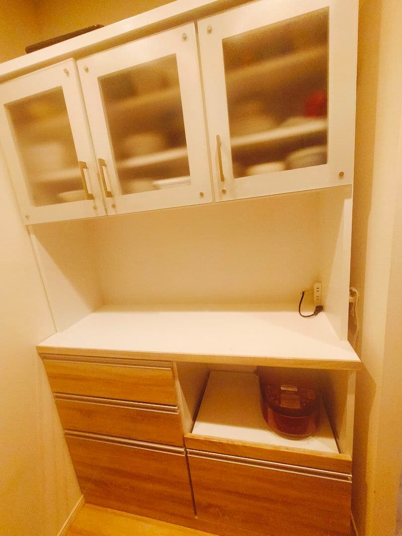 ホワイト木目調 食器棚 大容量