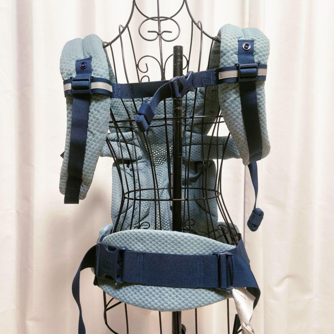 美品　人気カラー　エルゴベビー　抱っこ紐　 オムニブリーズ　ストレートブルー