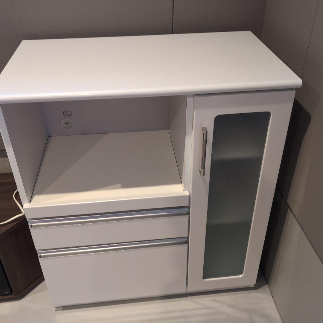 キッチンボード　カップボード