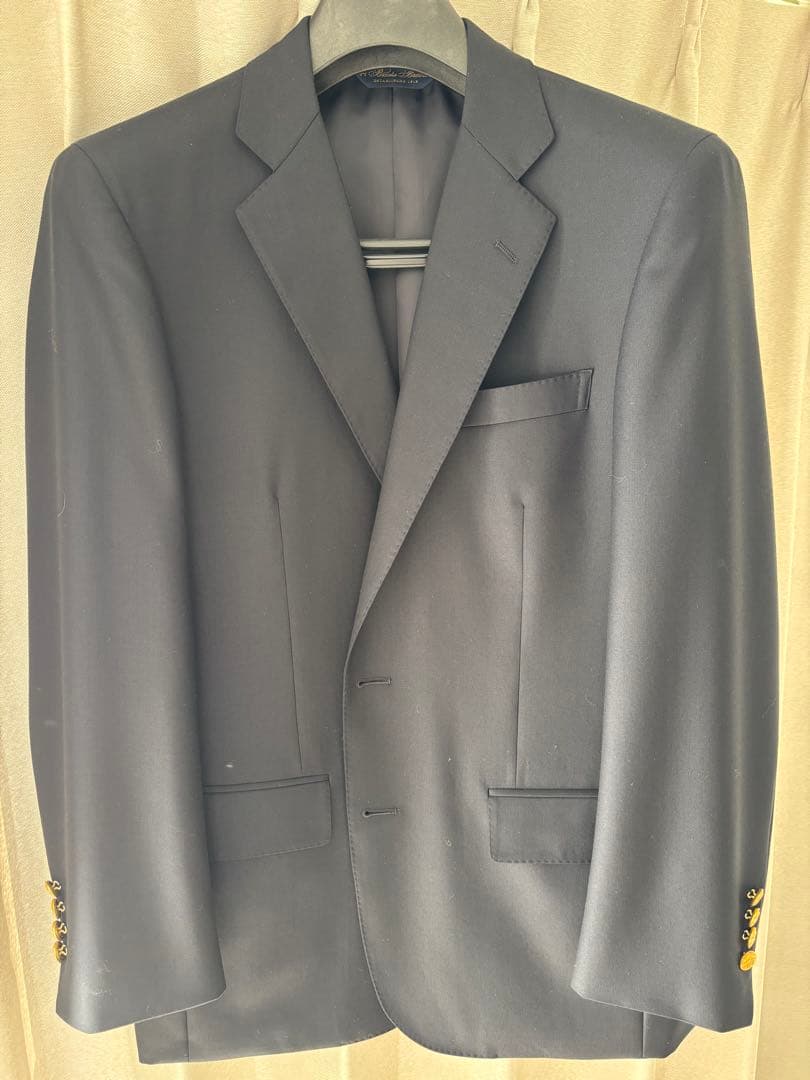 紺のブレザー（金ボタン）