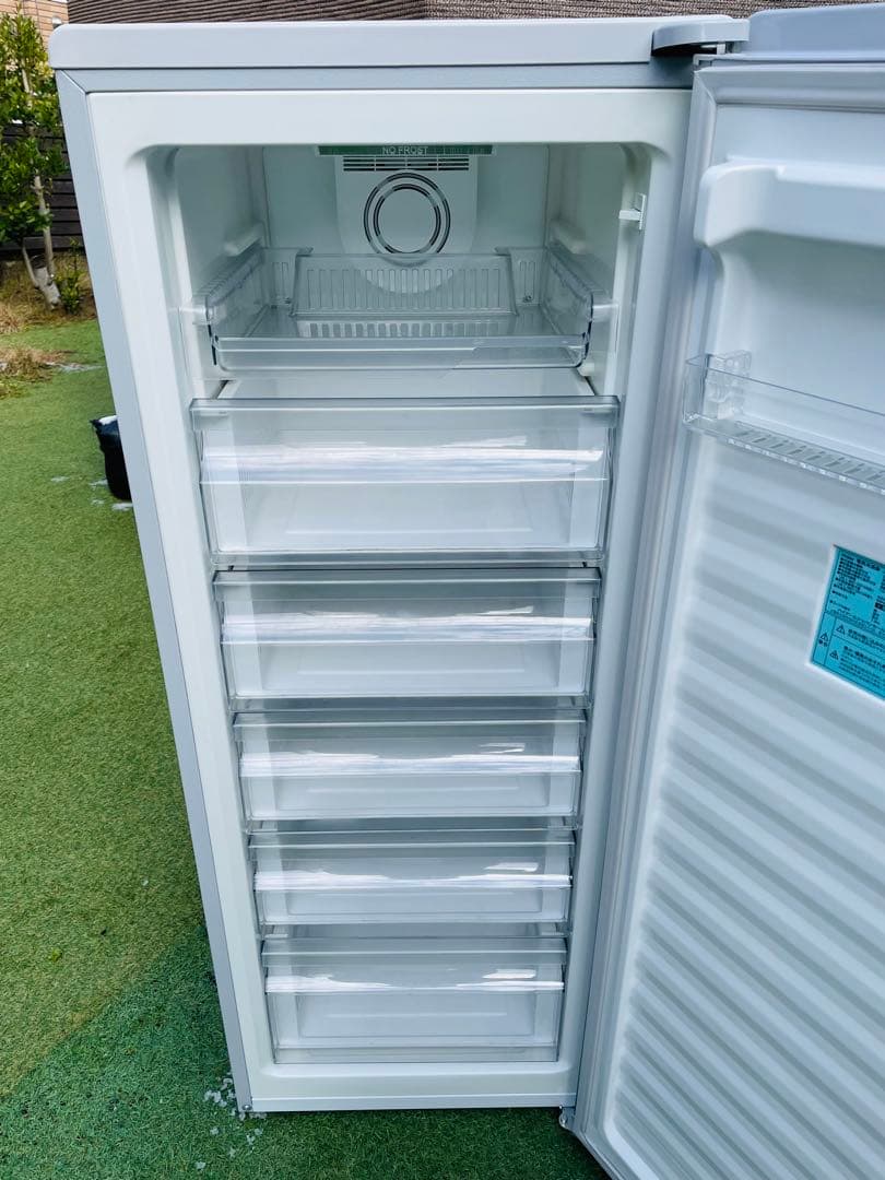 【清掃済】とても便利な引き出し式冷凍庫 153L Haier