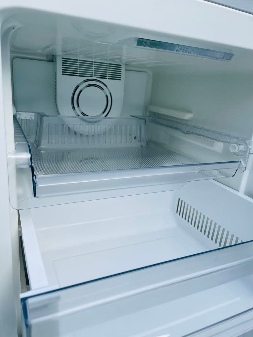 【清掃済】とても便利な引き出し式冷凍庫 153L Haier