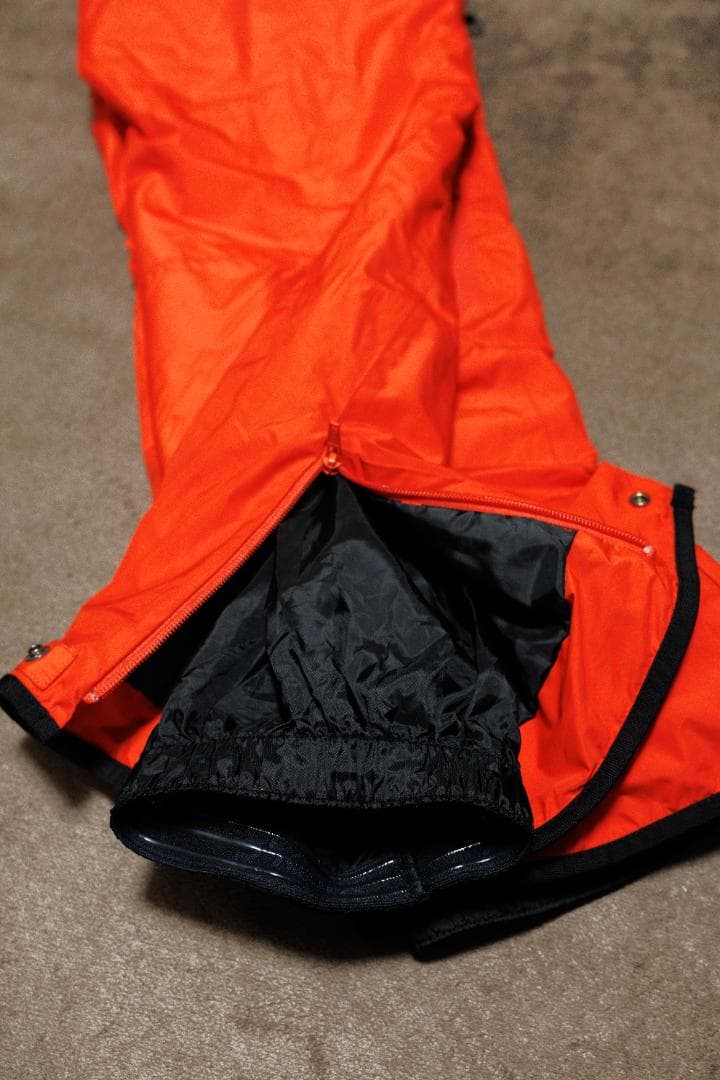 こ*こ様 定価4.5万円 フェニックス phenix スキーパンツ XLサイズ