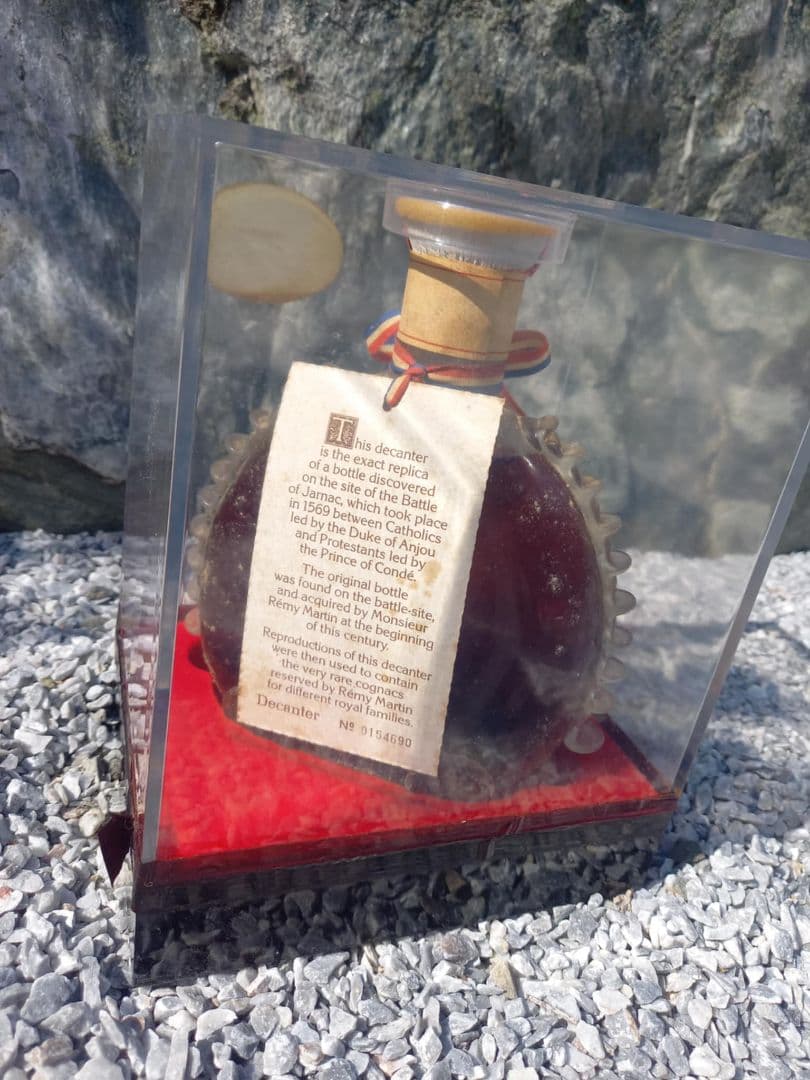 REMY MARTIN LOUIS XIII 750ml 専用ケース付き