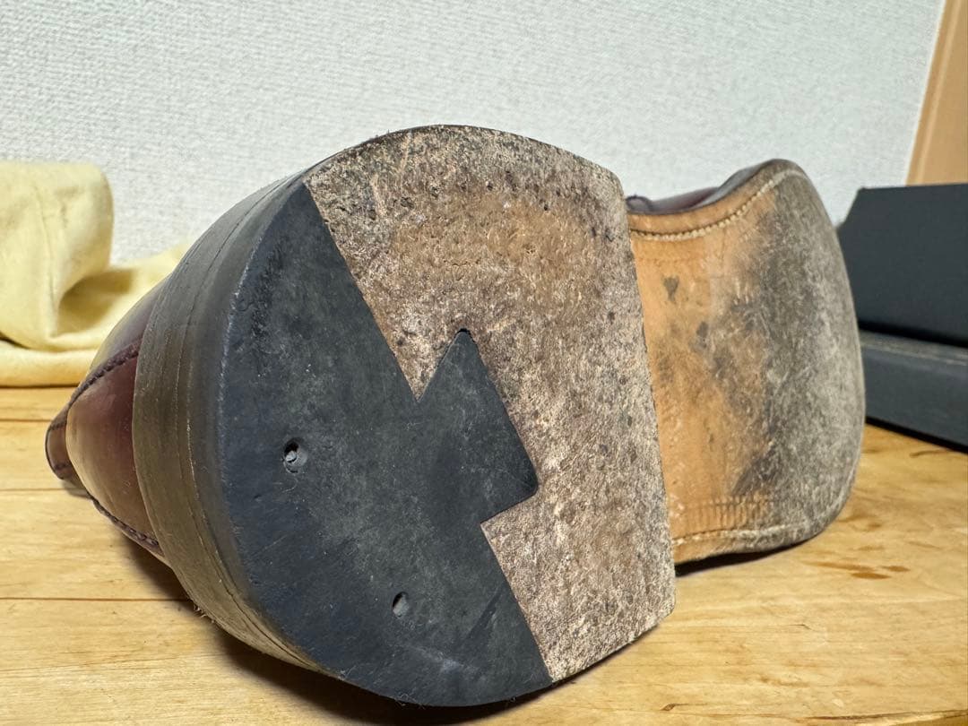 Alden バーガンディ レザー チャッカブーツ