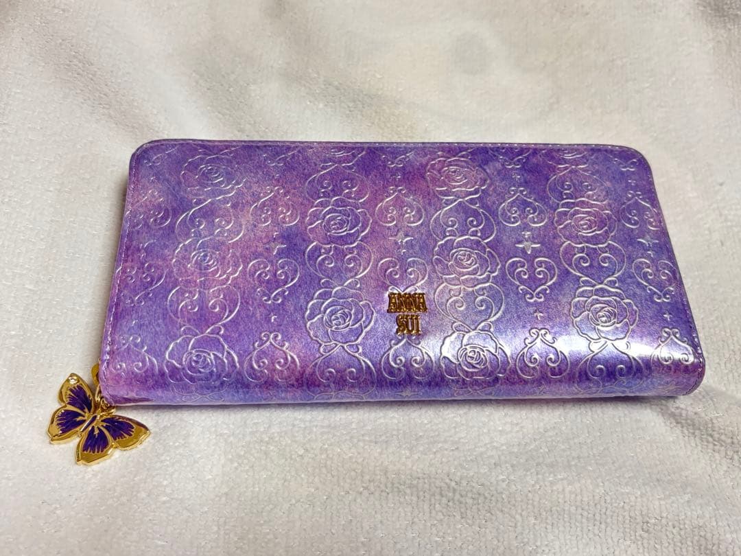 【即購入可・翌日発送】ANNA SUI ローズハート ラウンド長財布 ラベンダー