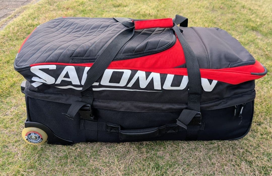 SALOMON 防水袋付き 大型キャリーバッグ スキー スノボー