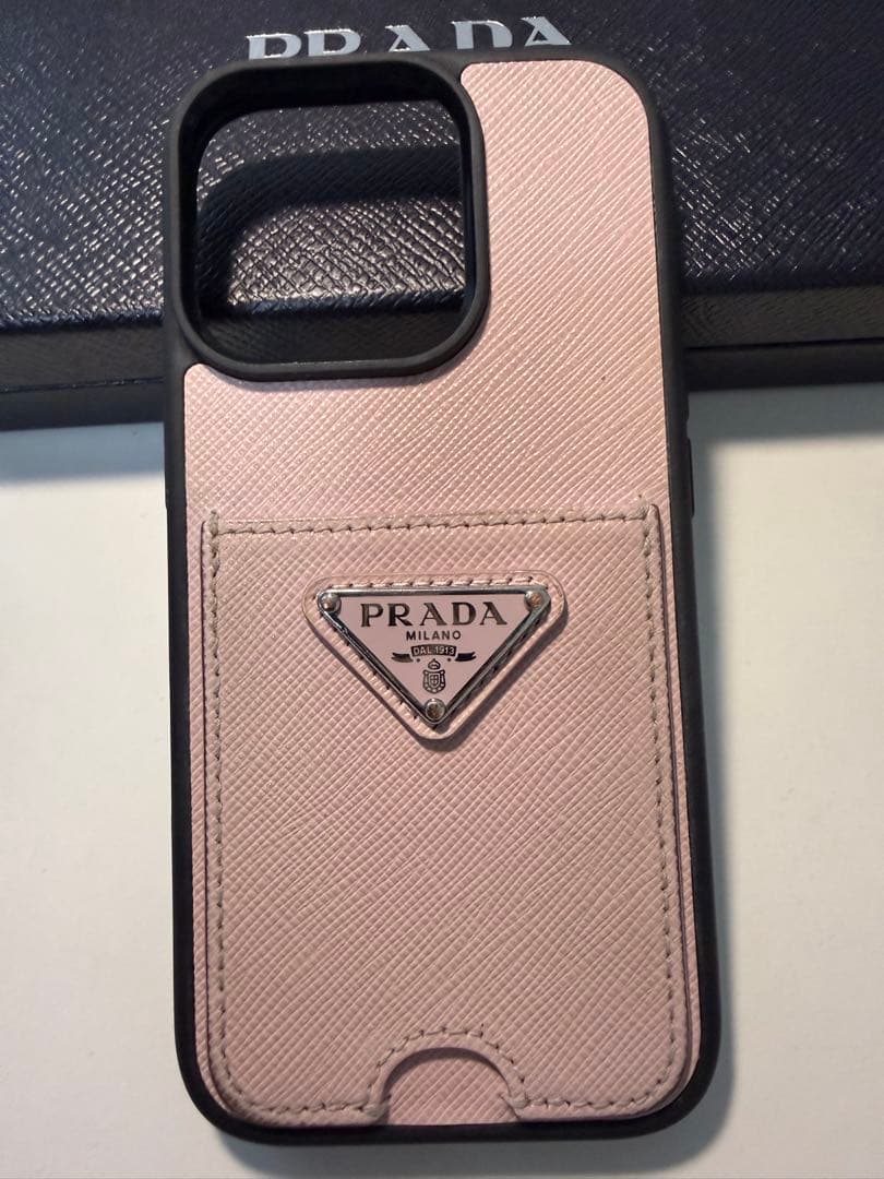 【定価7万→1.8万】PRADA iPhone 16 Pro ケース