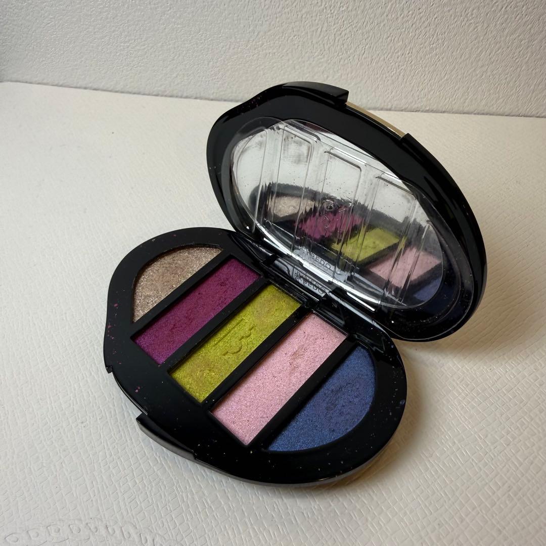 BYREDO／アイシャドウパレット／メタルブーツ・コーポレート・サイレン