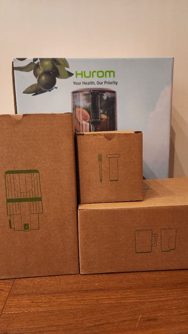 ヒューロムスロージューサー　コールドプレスジューサー　H70FT　2025年